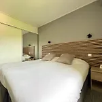 호텔 Logis Restaurant Des Thermes