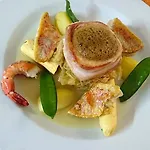 호텔 Logis Restaurant Des Thermes 3*