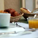 Logis Restaurant Des Thermes 호텔 라말루-레-뱅