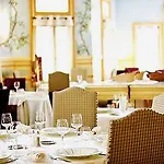Logis Restaurant Des Thermes 호텔 라말루-레-뱅