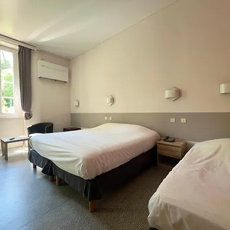 Hotel Logis Restaurant Des Thermes