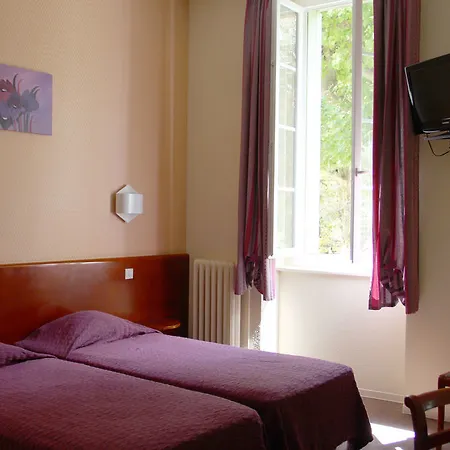 Logis Restaurant Des Thermes Hotel 3*