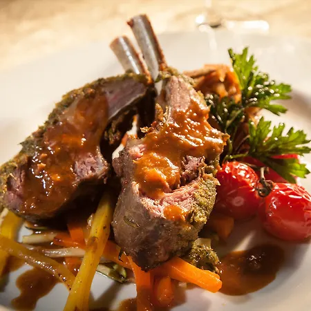Hotel Logis Restaurant Des Thermes Lamalou-les-Bains