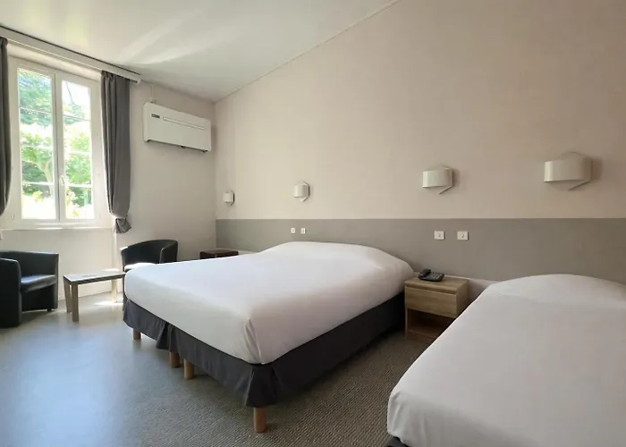 Logis Restaurant Des Thermes 3* Lamalou-les-Bains